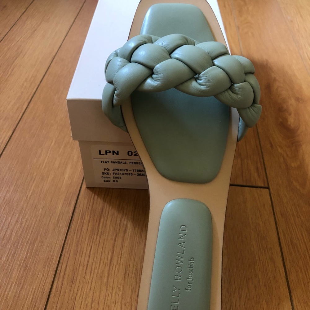 Kelly Rowland for JustFab Sage Flat Sandals, 6.5